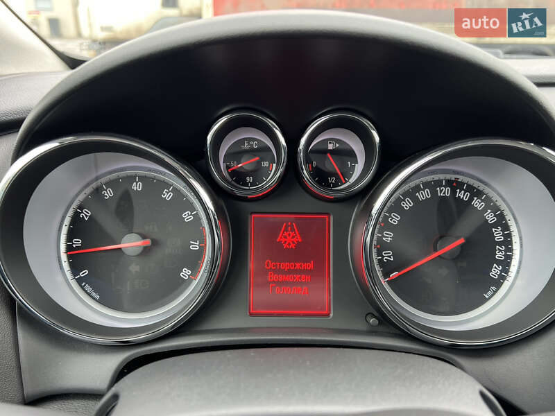 Универсал Opel Astra 2011 в Луцке фото 144 Универсал Opel Astra 2011 в Луцке