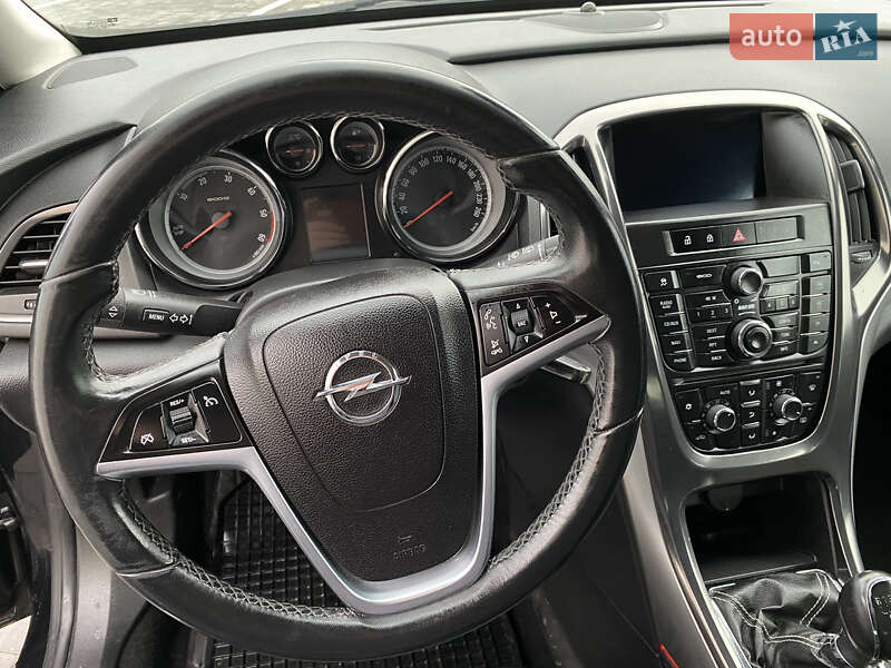 Хетчбек Opel Astra 2011 в Луцьку