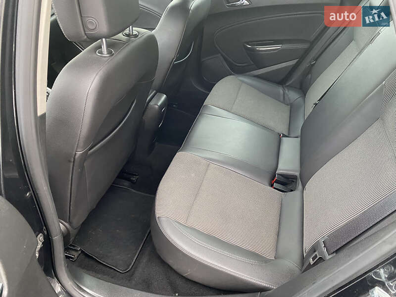 Хетчбек Opel Astra 2011 в Луцьку