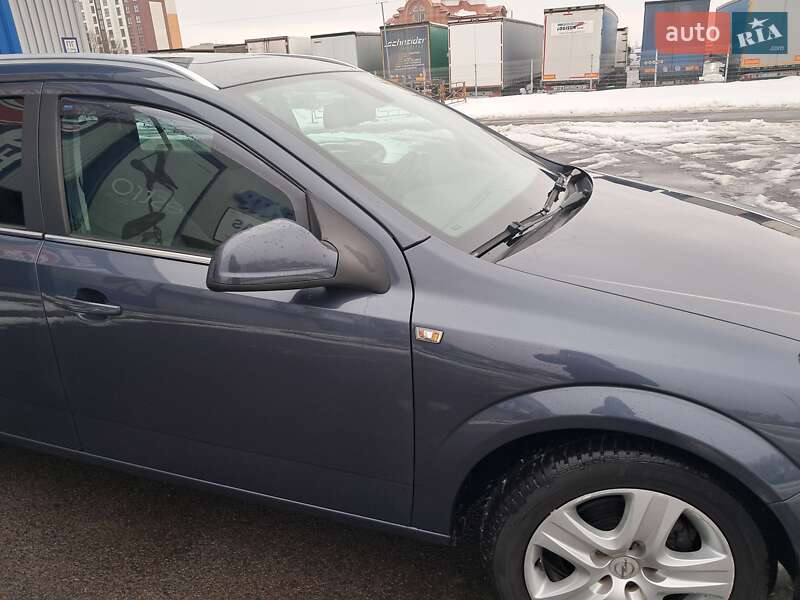 Универсал Opel Astra 2009 в Ковеле
