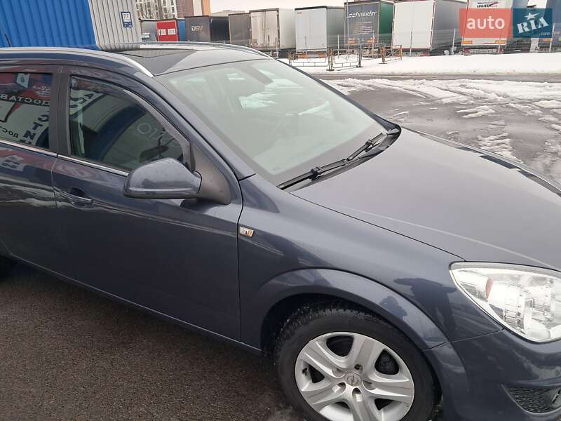 Универсал Opel Astra 2009 в Ковеле