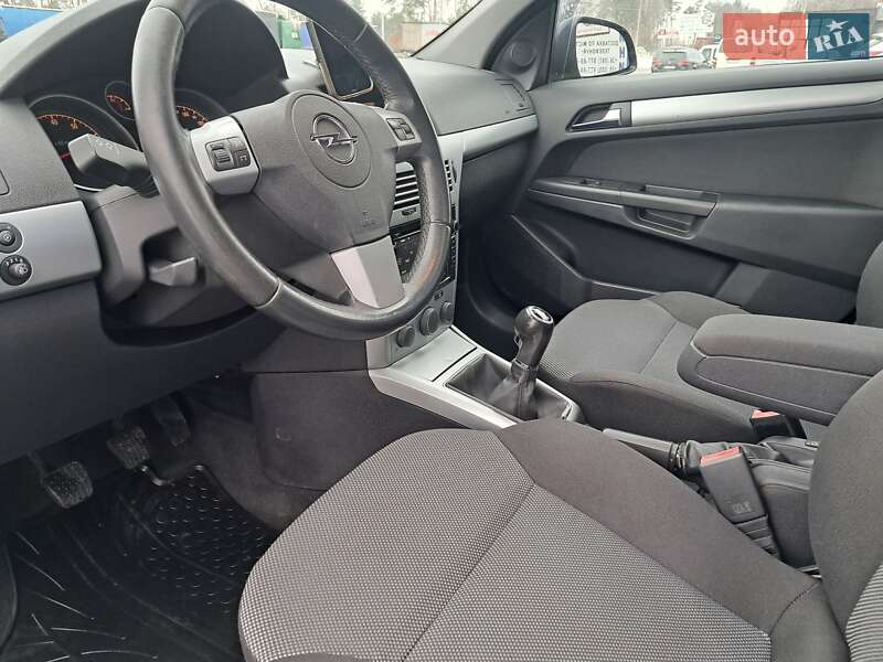 Универсал Opel Astra 2009 в Ковеле