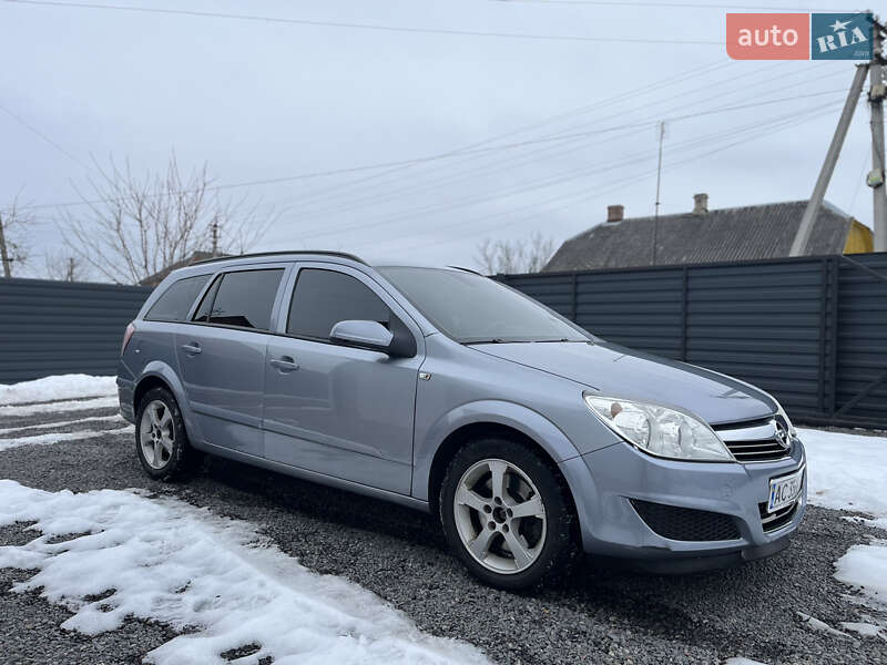 Универсал Opel Astra 2007 в Камне-Каширском