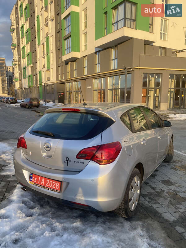 Хетчбек Opel Astra 2011 в Львові фото 13 Хетчбек Opel Astra 2011 в Львові