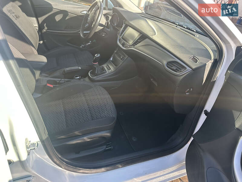 Универсал Opel Astra 2018 в Ивано-Франковске фото 24 Универсал Opel Astra 2018 в Ивано-Франковске
