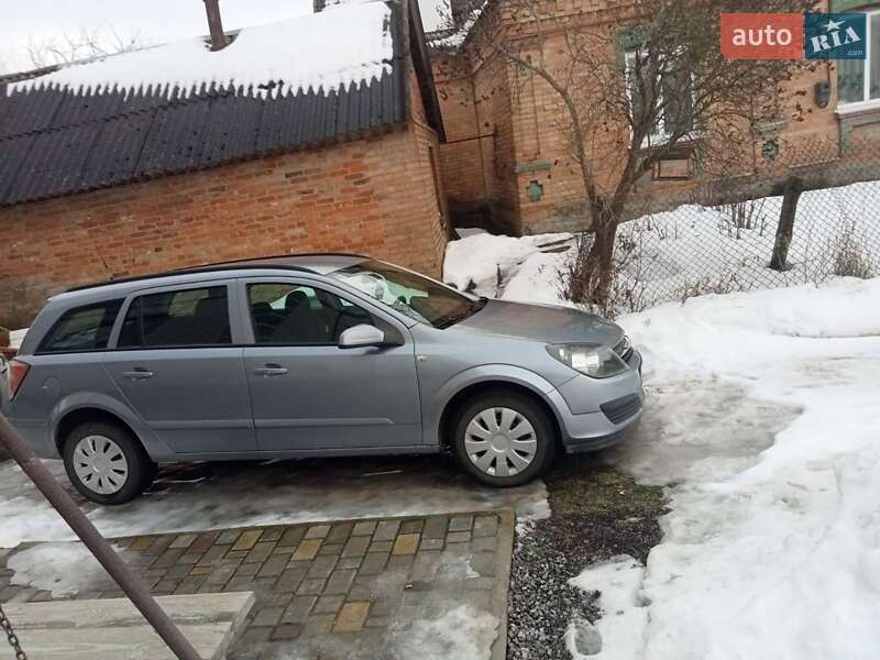 Универсал Opel Astra 2005 в Бердичеве