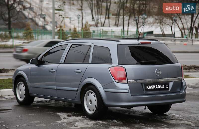 Универсал Opel Astra 2004 в Харькове