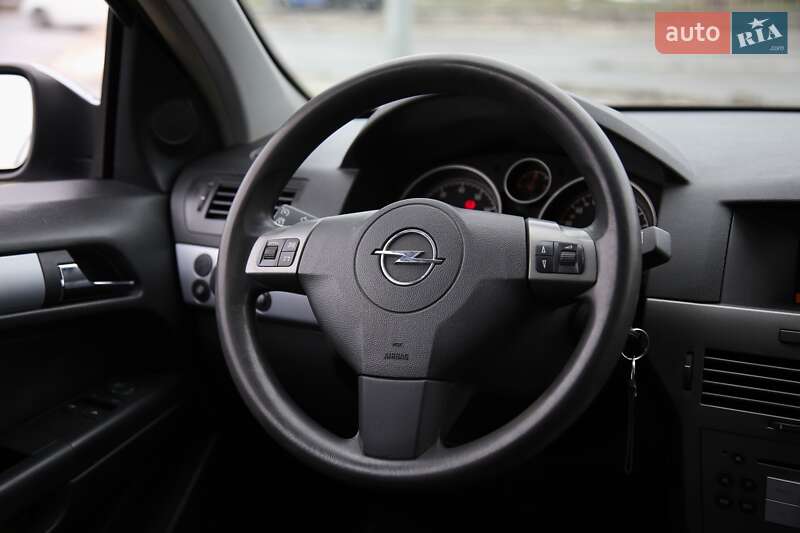 Универсал Opel Astra 2004 в Харькове