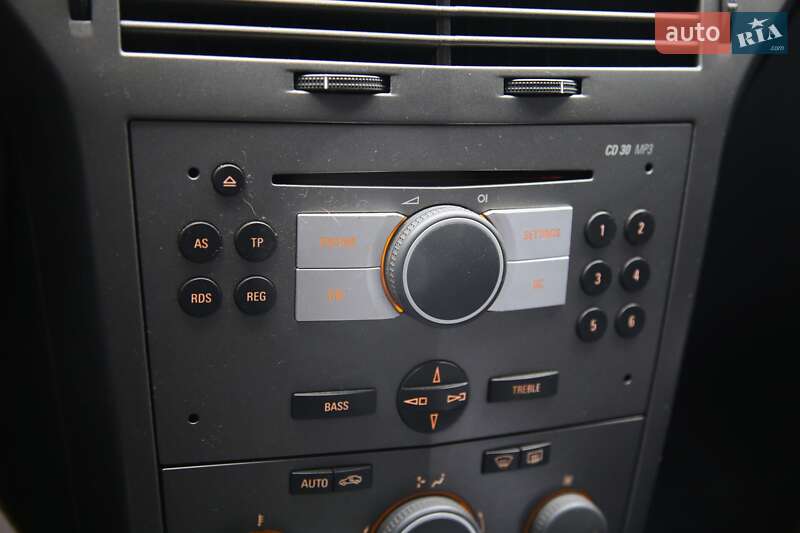 Универсал Opel Astra 2004 в Харькове