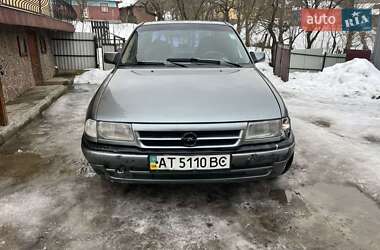 Седан Opel Astra 1993 в Коломиї