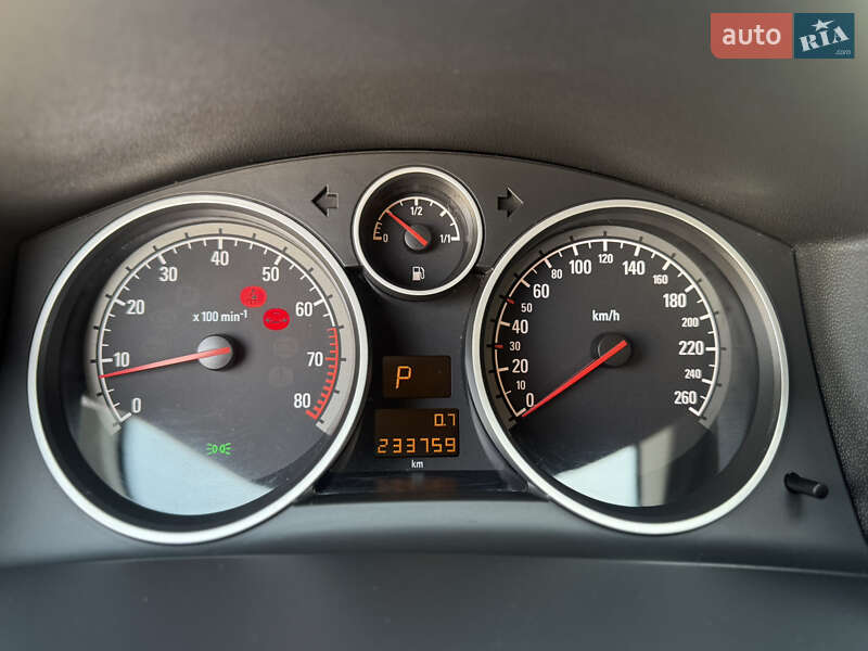 Хэтчбек Opel Astra 2008 в Луцке