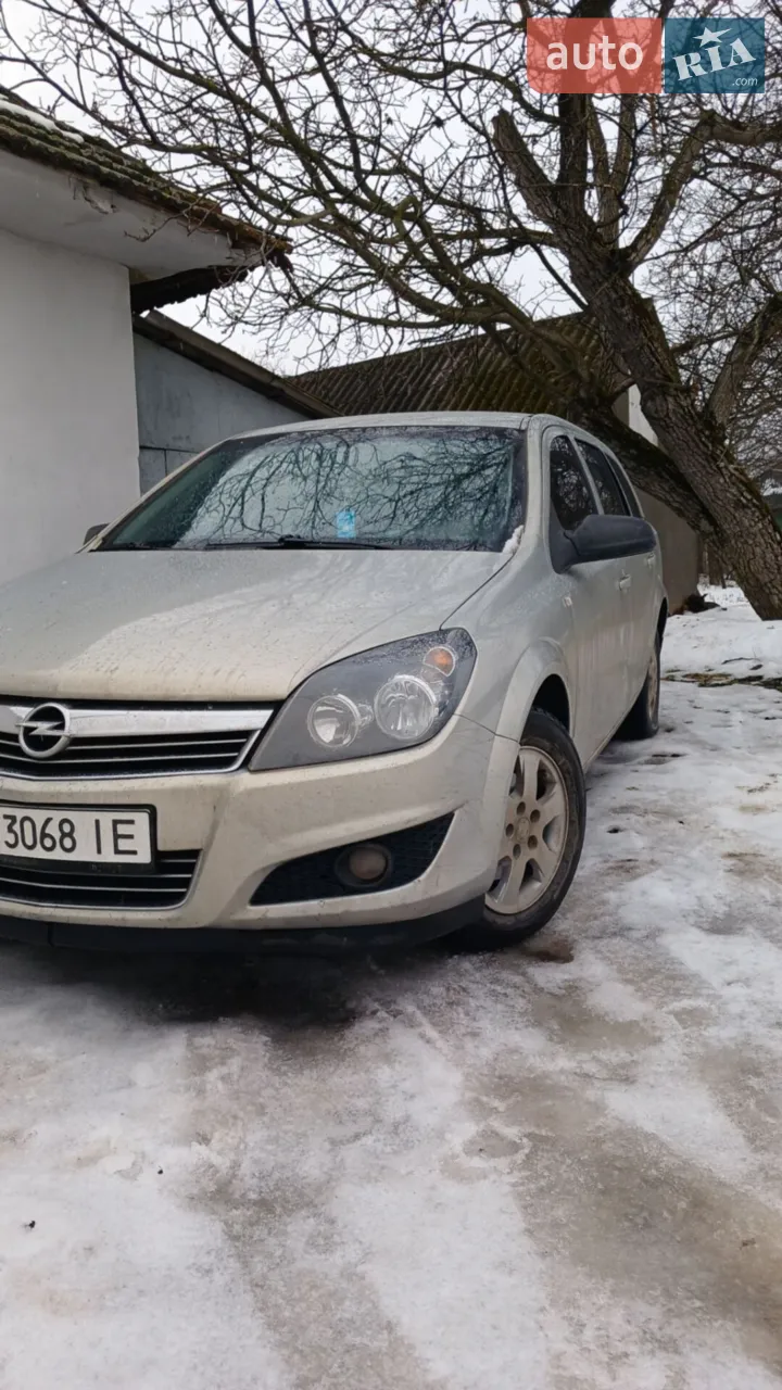 2011 Opel Astra - мініатюра 14