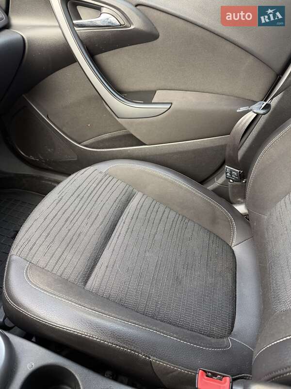 Седан Opel Astra 2016 в Києві фото 5 Седан Opel Astra 2016 в Києві