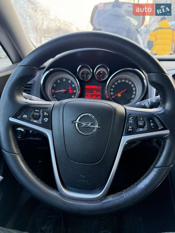 Седан Opel Astra 2016 в Києві фото 11 Седан Opel Astra 2016 в Києві