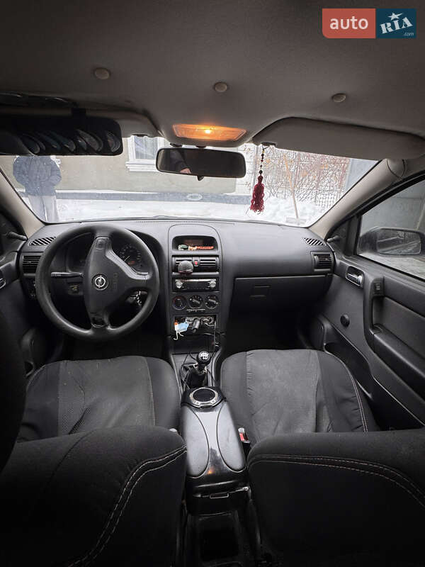 Седан Opel Astra 2006 в Борисполі фото 7 Седан Opel Astra 2006 в Борисполі