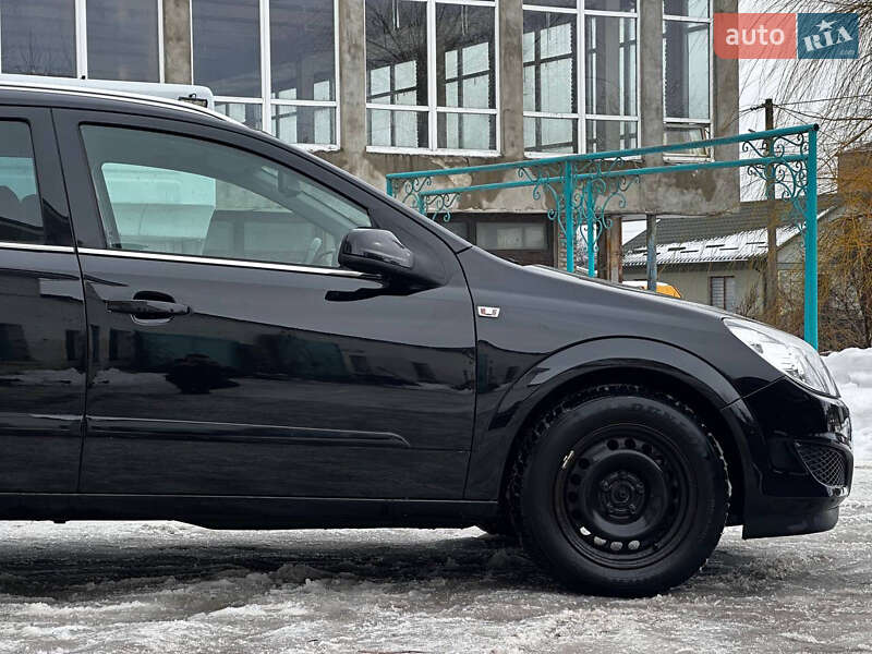 Универсал Opel Astra 2008 в Луцке фото 11 Универсал Opel Astra 2008 в Луцке