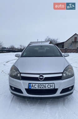 Універсал Opel Astra 2005 в Луцьку