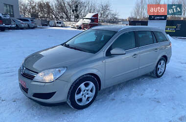 Универсал Opel Astra 2008 в Ровно