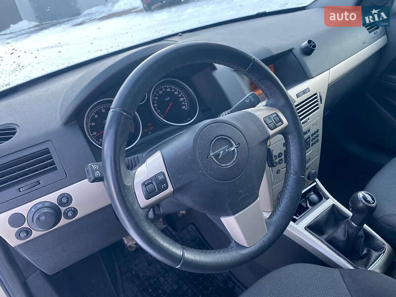 Універсал Opel Astra 2008 в Рівному фото 20 Універсал Opel Astra 2008 в Рівному