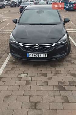 Універсал Opel Astra 2017 в Житомирі