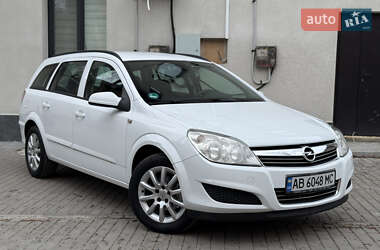 Универсал Opel Astra 2007 в Могилев-Подольске