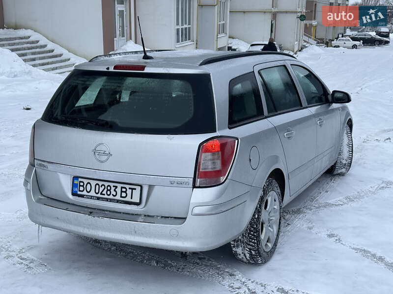 Универсал Opel Astra 2008 в Тернополе