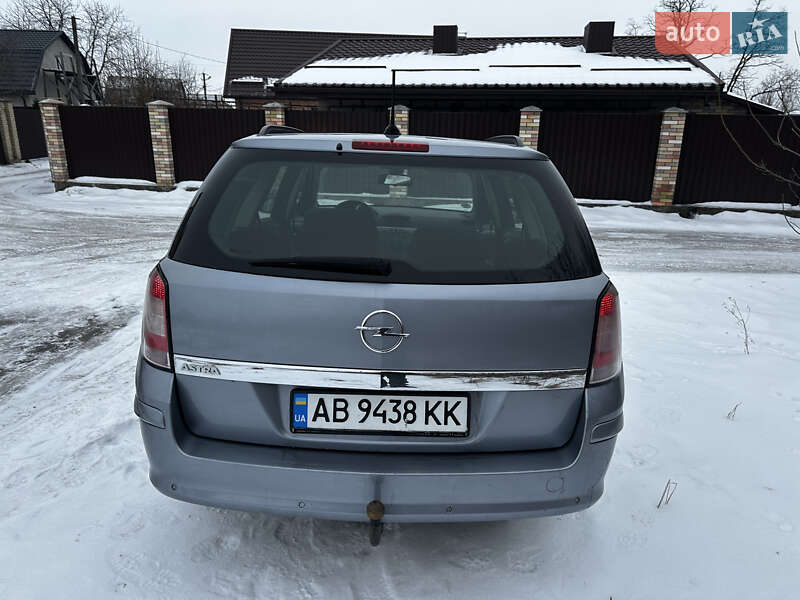 Универсал Opel Astra 2009 в Виннице