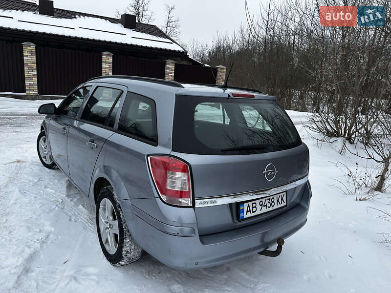 Универсал Opel Astra 2009 в Виннице