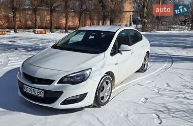 Хэтчбек Opel Astra 2017 в Кривом Роге