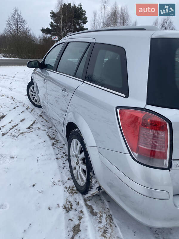 Универсал Opel Astra 2004 в Ратным фото 4 Универсал Opel Astra 2004 в Ратным