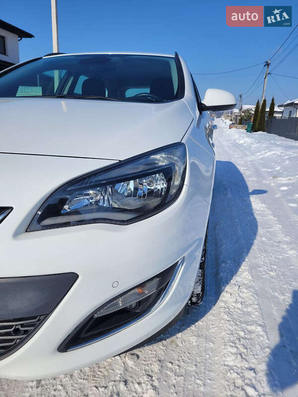 Универсал Opel Astra 2013 в Луцке фото 10 Универсал Opel Astra 2013 в Луцке