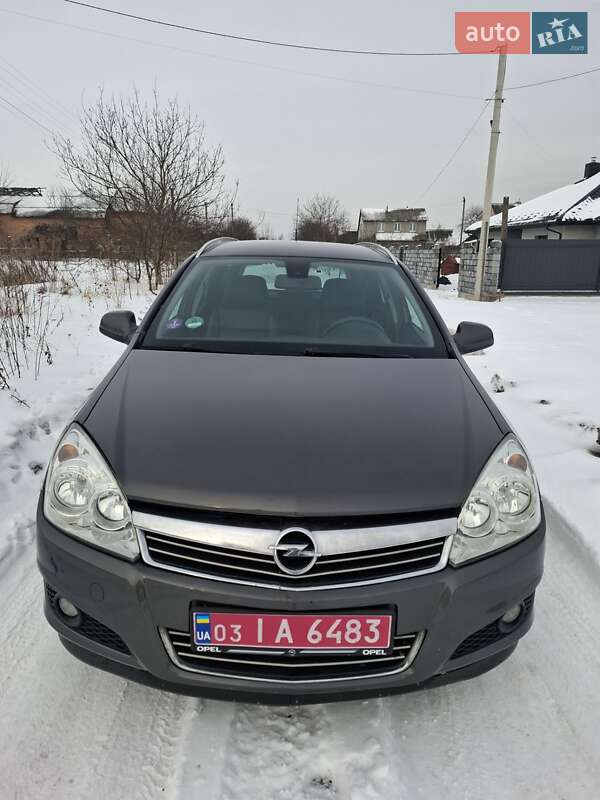 2010 Opel Astra, VIN W0L0AHL35B2002526:plate — фото 1 (autoria)