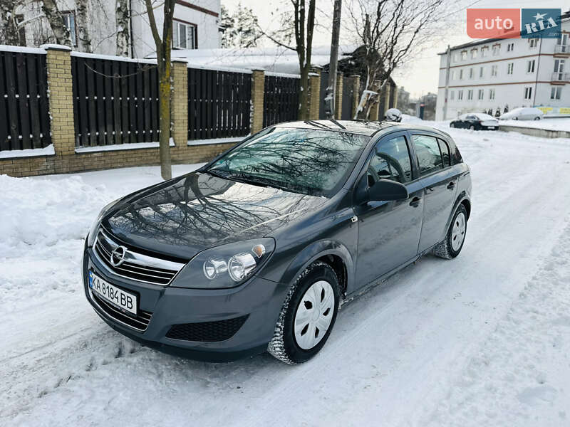 Хэтчбек Opel Astra 2009 в Киеве фото 2 Хэтчбек Opel Astra 2009 в Киеве
