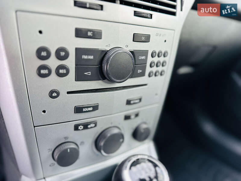 Хэтчбек Opel Astra 2009 в Киеве фото 18 Хэтчбек Opel Astra 2009 в Киеве