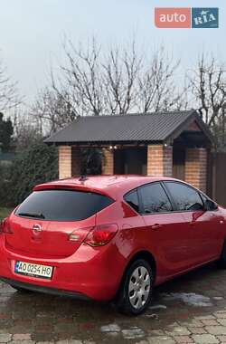 Хетчбек Opel Astra 2010 в Ужгороді