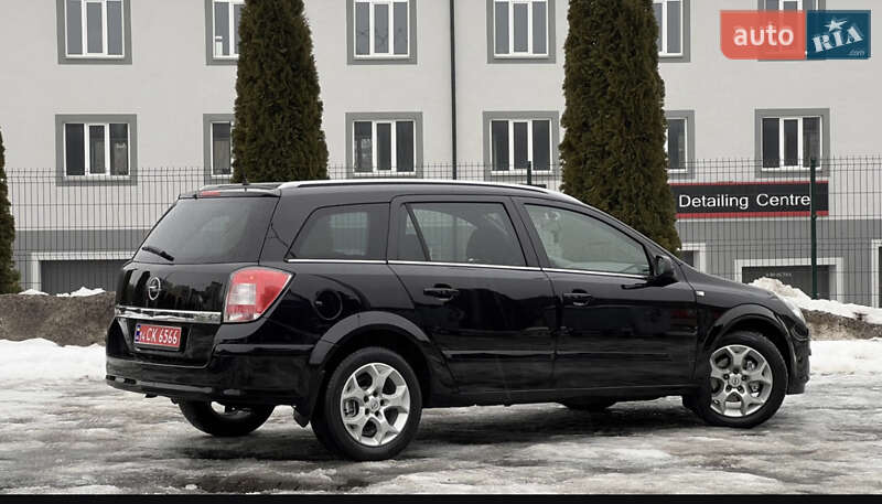 Універсал Opel Astra 2006 в Хмельницькому
