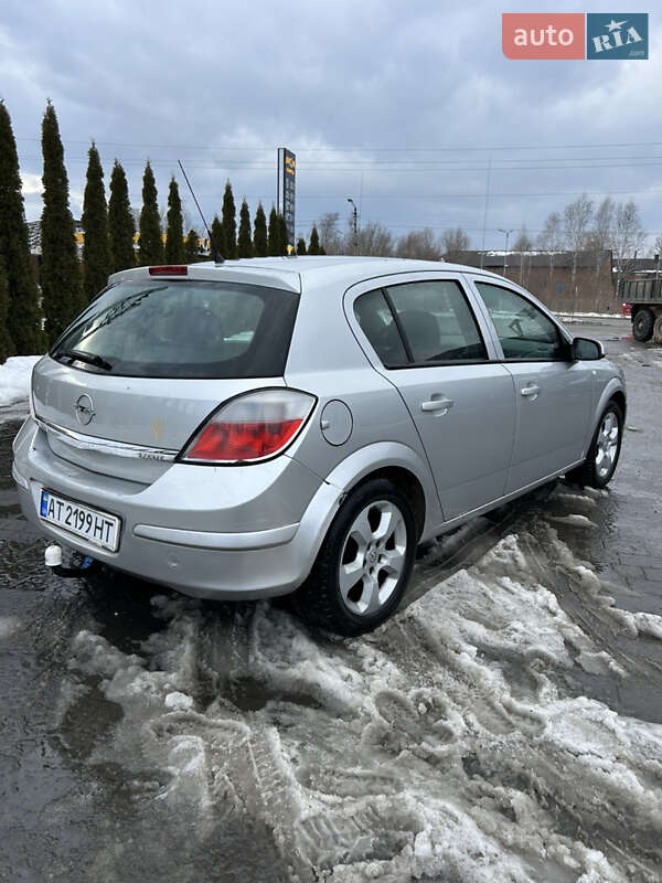 Хэтчбек Opel Astra 2004 в Надворной фото 4 Хэтчбек Opel Astra 2004 в Надворной