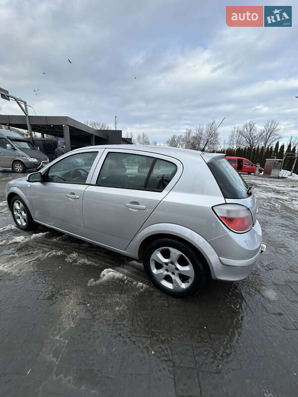 Хэтчбек Opel Astra 2004 в Надворной фото 7 Хэтчбек Opel Astra 2004 в Надворной