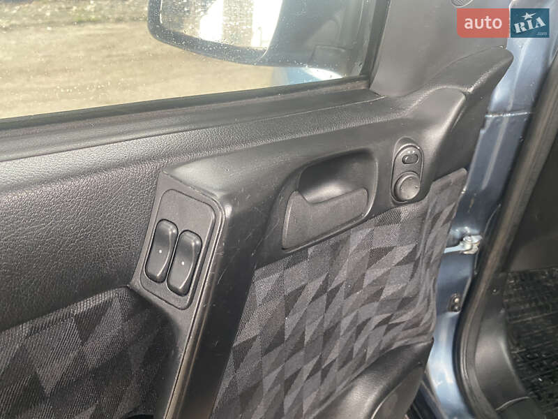 Хетчбек Opel Astra 1998 в Мукачевому