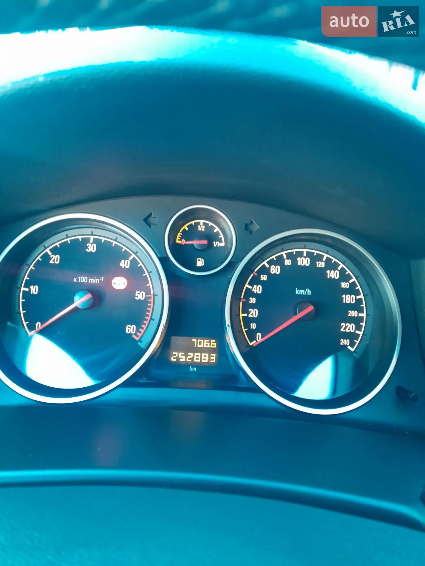 2010 Opel Astra - мініатюра 2