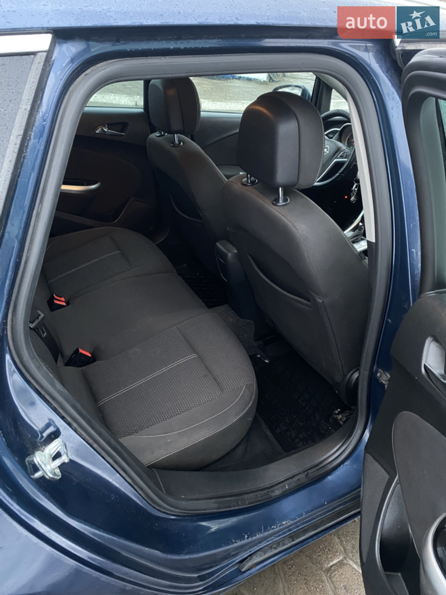 2011 Opel Astra - мініатюра 22