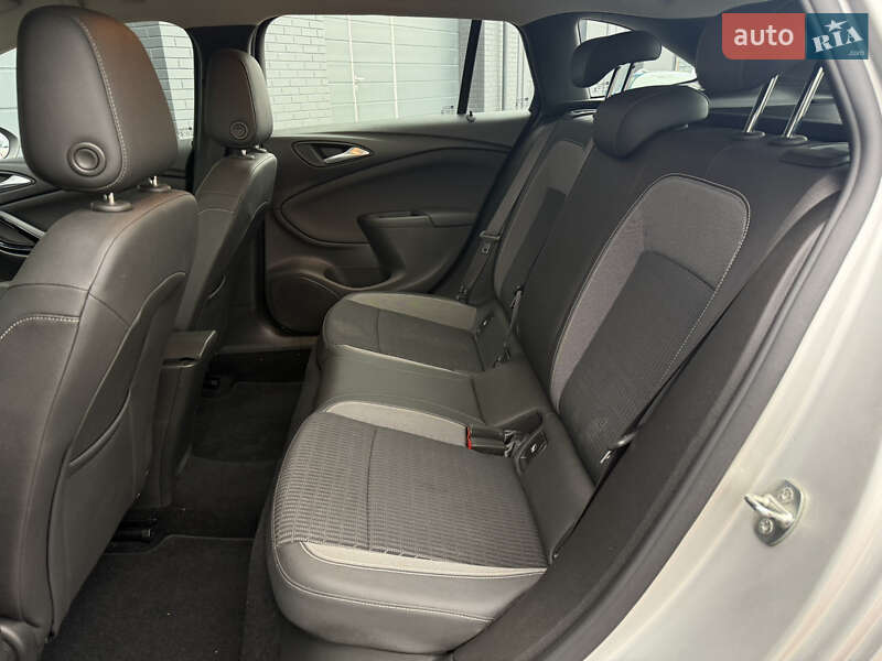 Универсал Opel Astra 2021 в Луцке