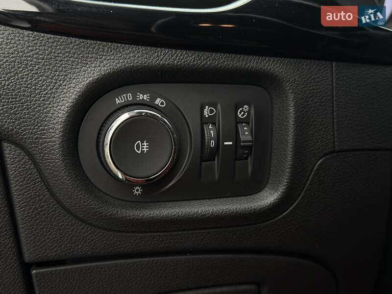 Универсал Opel Astra 2021 в Луцке