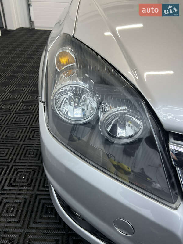 Седан Opel Astra 2008 в Києві