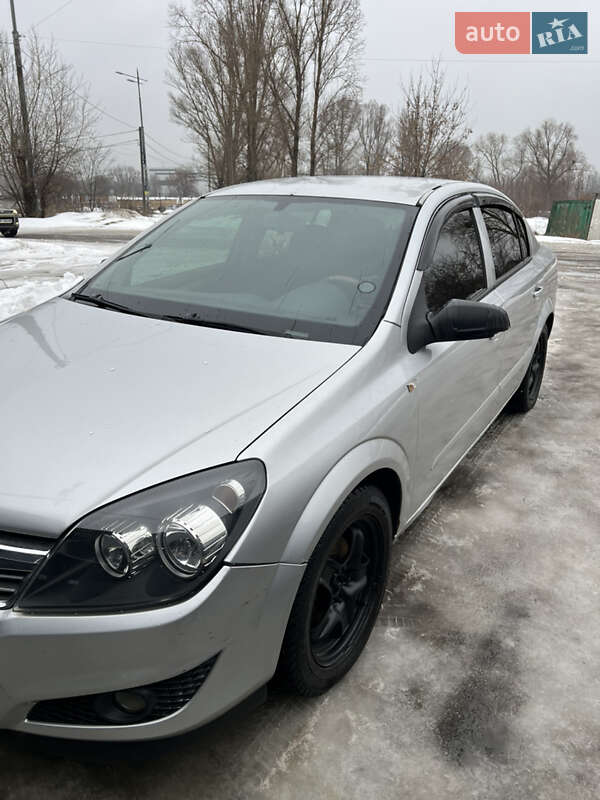 Седан Opel Astra 2008 в Києві