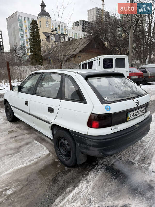 Хетчбек Opel Astra 1994 в Києві