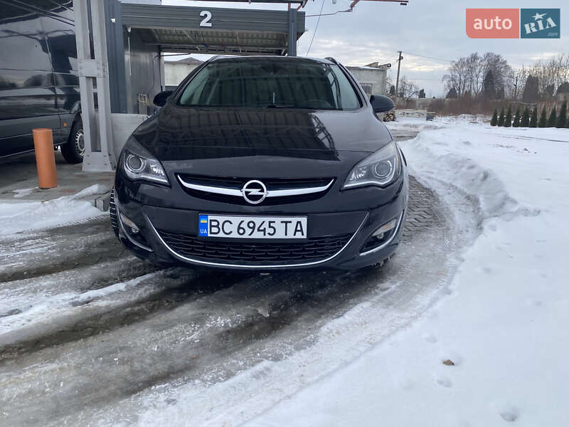 Универсал Opel Astra 2013 в Ходорове