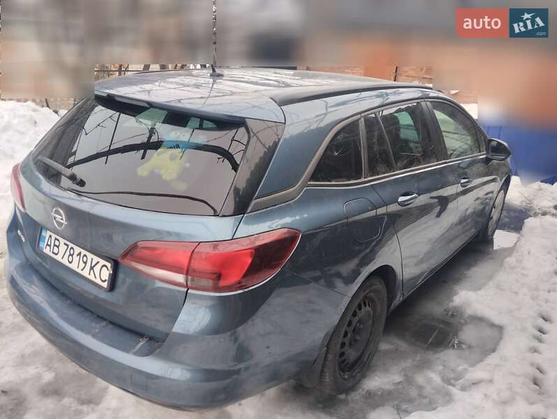 Универсал Opel Astra 2017 в Виннице