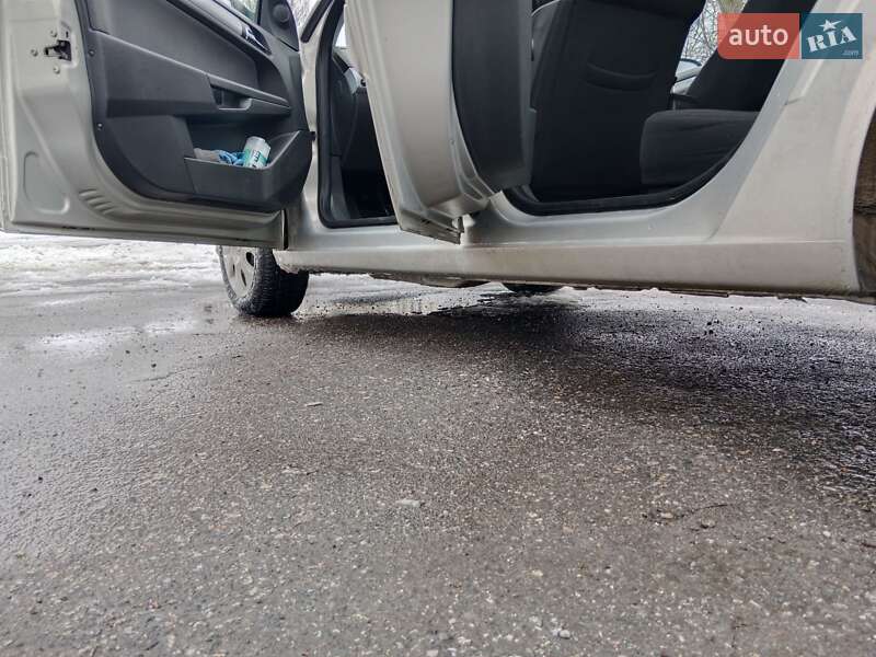 Універсал Opel Astra 2005 в Олександрії