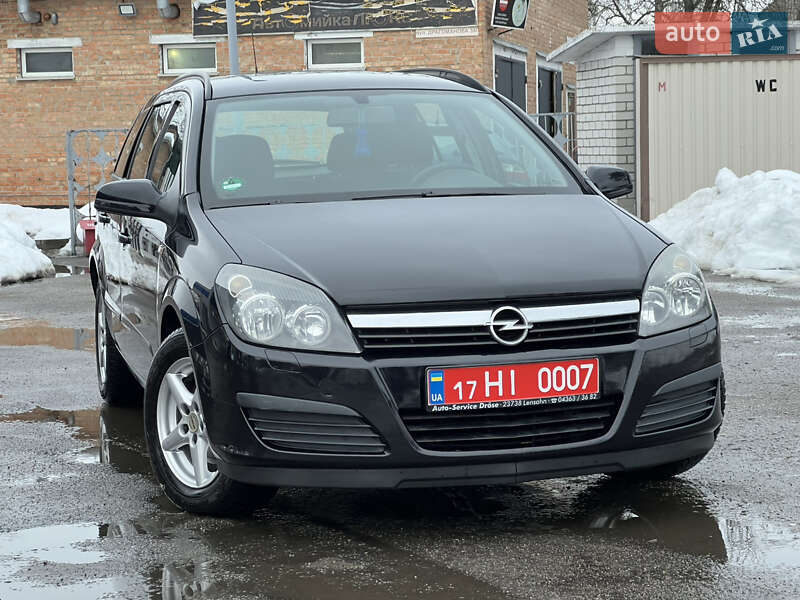 Універсал Opel Astra 2006 в Лубнах